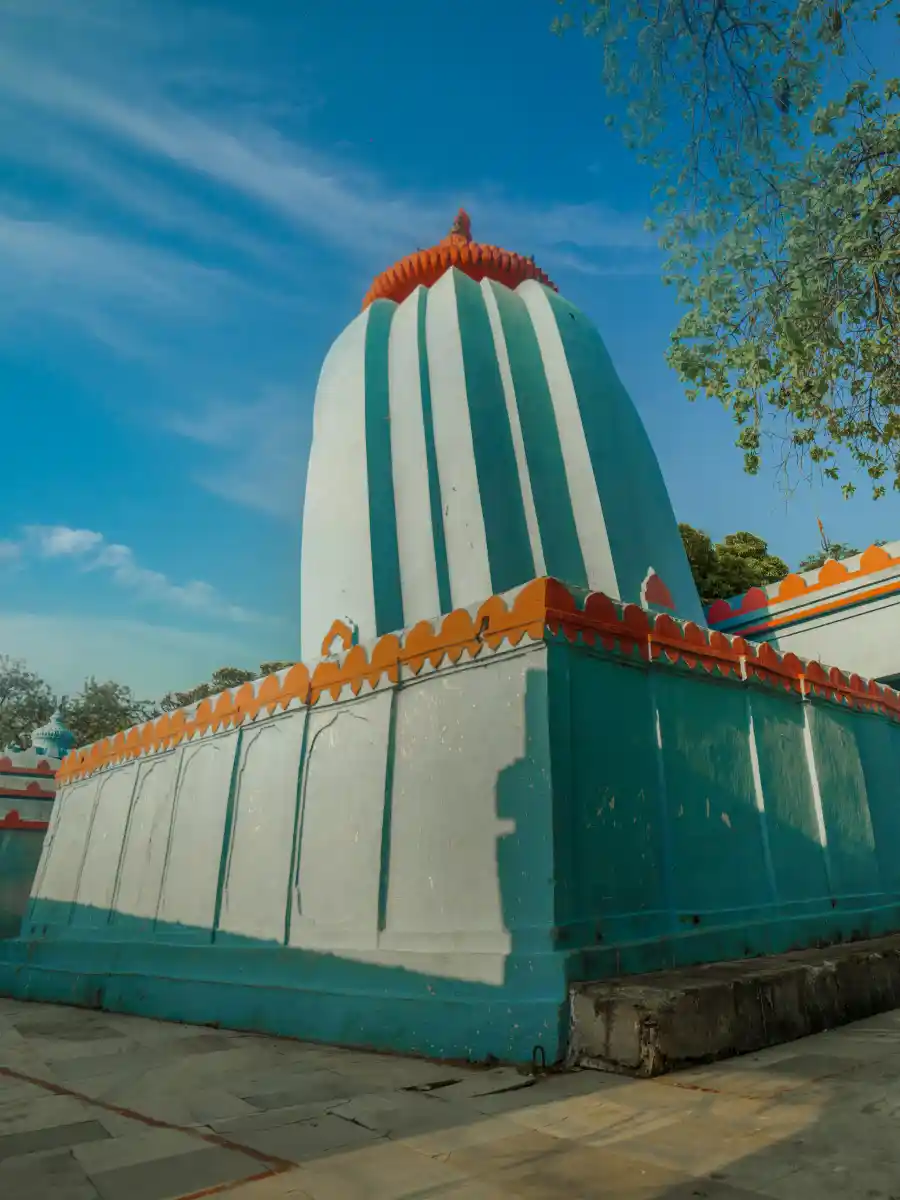 west-od-Huma-Temple-card.webp
